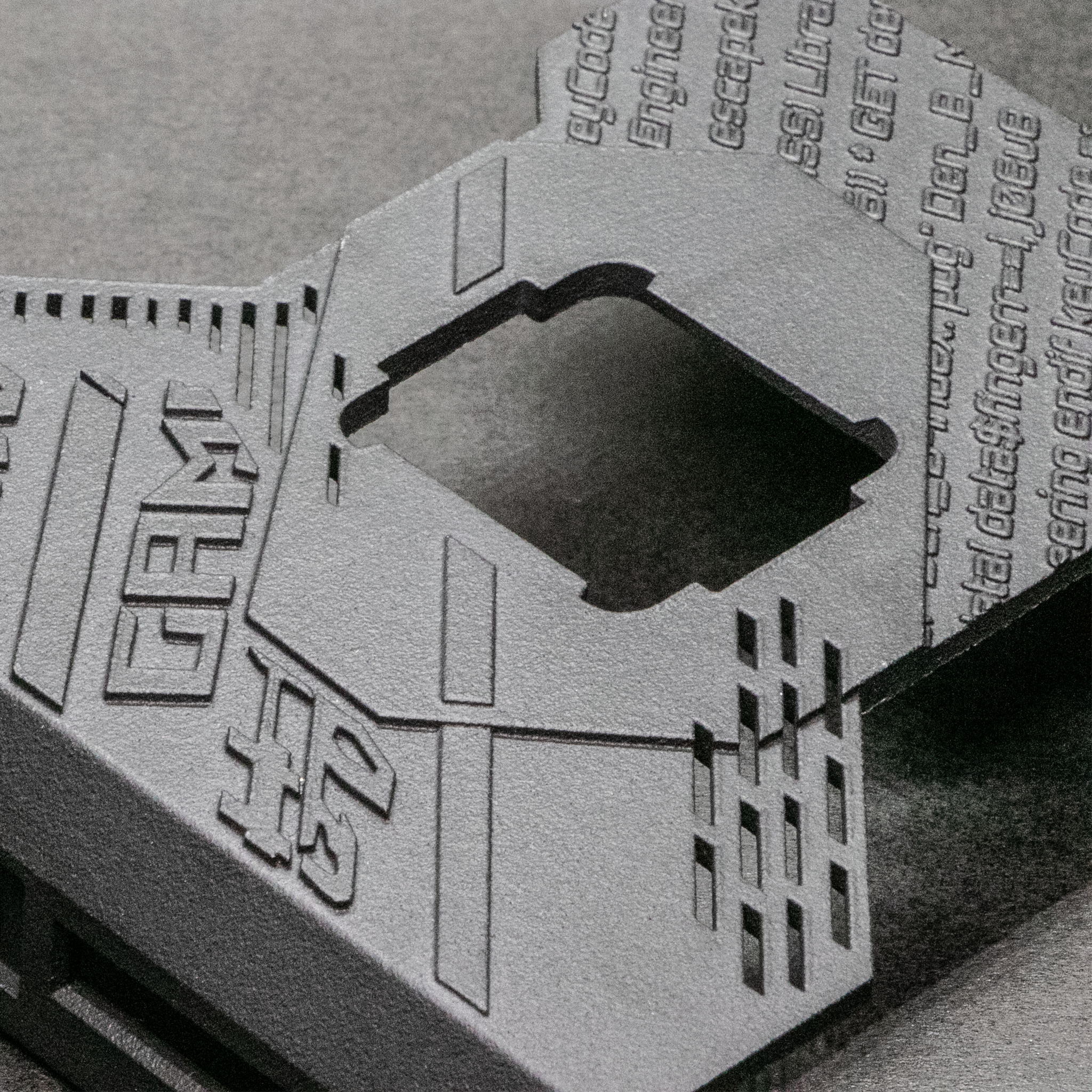 Bracket & Adjustable Kickstand: ASUS ROG ALLY