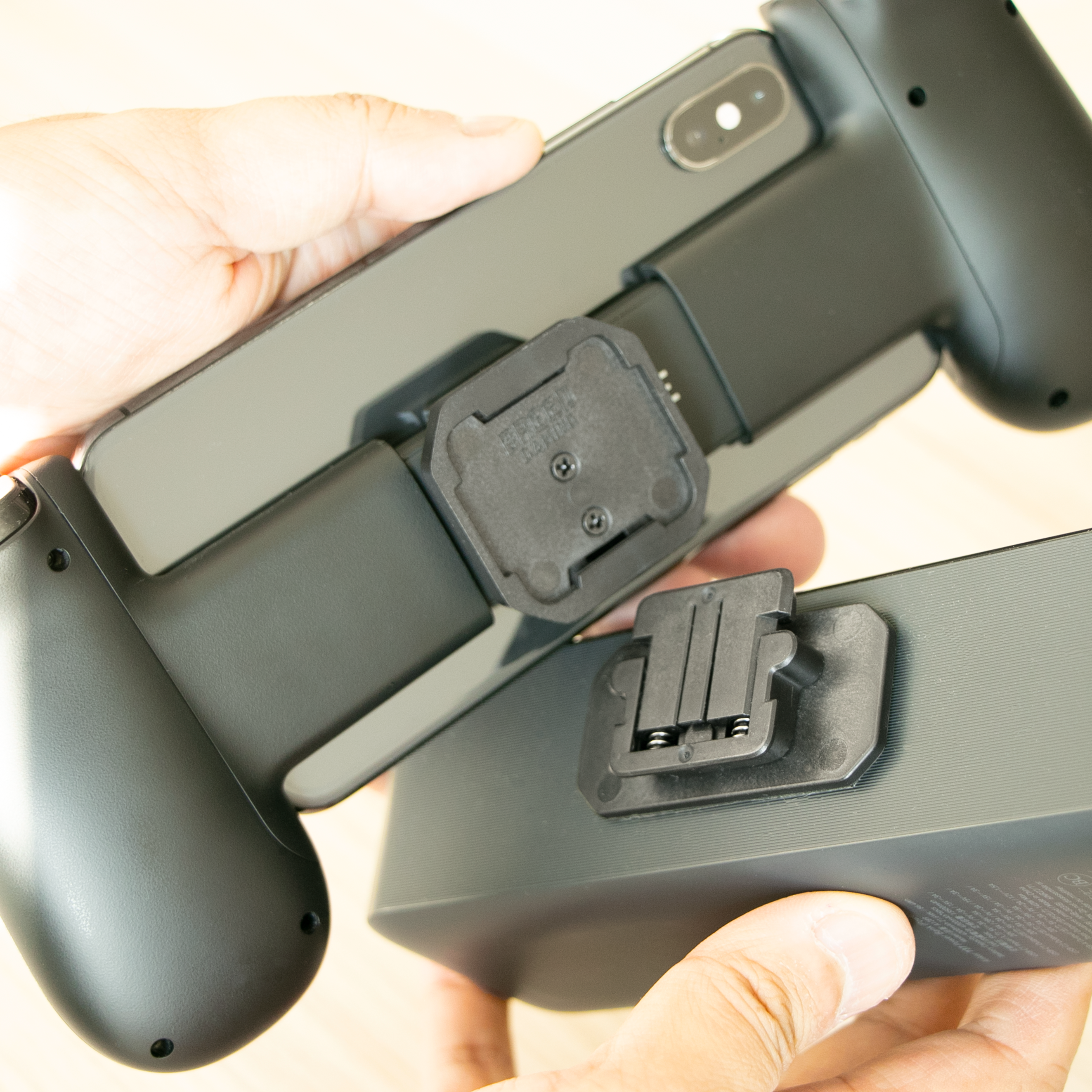 Xbox Backbone Razer Full Bracket Attachment Bundle: Backbone One & Razer Kishi V2 Controll ...