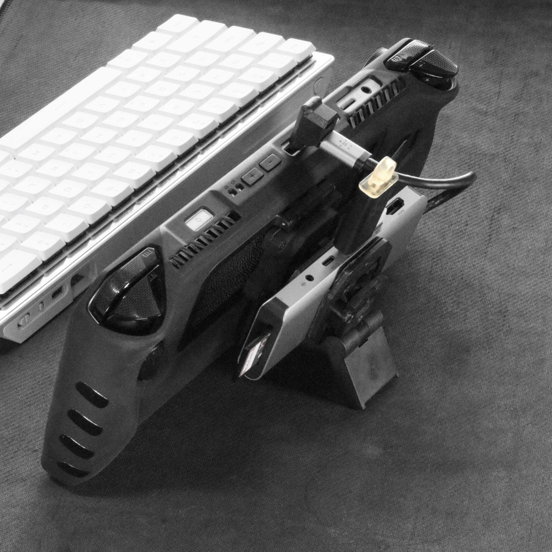 DBrand ASUS ROG ALLY X - Bracket Attachment Set by Breed 